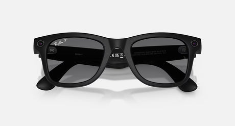 Estuche de carga portátil Ray-Ban Meta Wayfarer con batería 8 horas y 32GB de almacenamiento interno