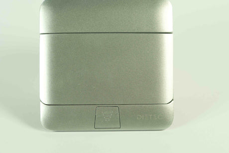 Caja Piso Pop Up Enchufe 3 Tomas Aluminio Conexion 16A - Laru