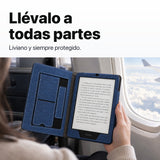 Kindle Paperwhite con funda libro azul en un viaje en avión
