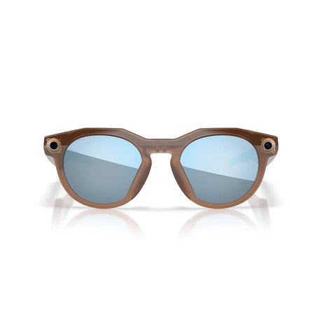 Oakley Meta HSTN OW8002 vista lateral con varilla y cámara integrada para grabar video Ultra HD 3K