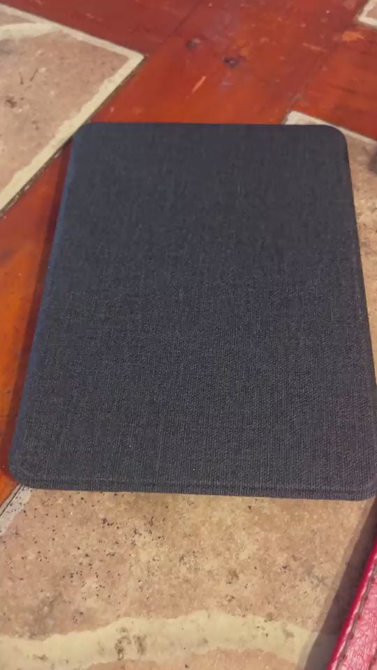Comprador usando su Kindle Paperwhite 2025 — Hace años leo en Kindle y ya ameritaba una actualización